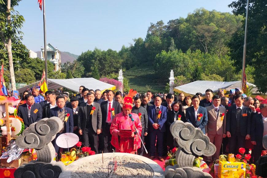 DẤU THIÊNG NÚI VĂN – NÚI VÕ VÀ NGƯỜI ANH HÙNG DÂN TỘC LƯU NHÂN CHÚ - MNBN