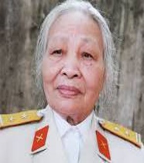 Nữ du kích Nguyễn Thị Chiên-Vang dội Cầu Nghìn