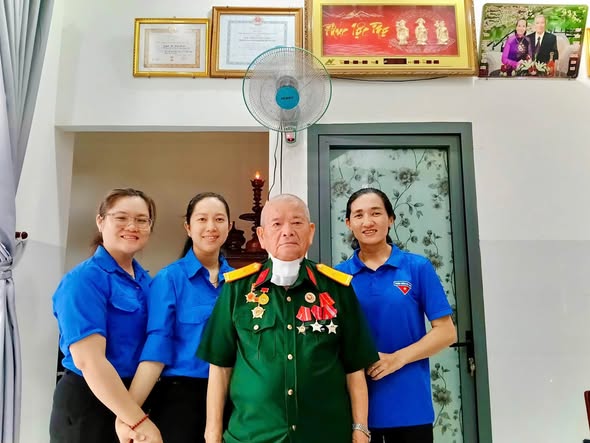 PHAN NGỌC ẢNH CỰU CHIẾN BINH