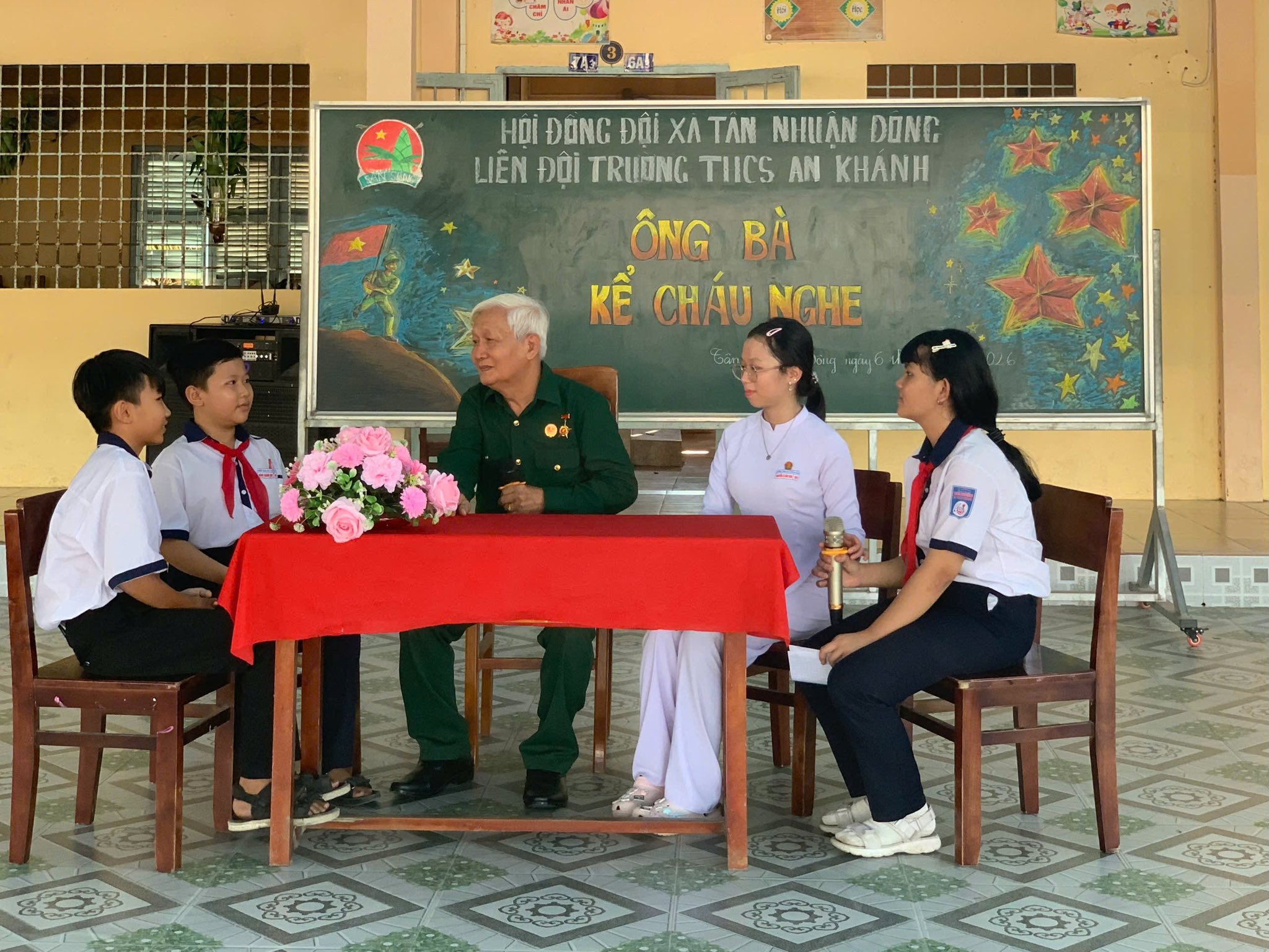 Bác Lê Văn Năm tham gia cách mạng tháng 2 năm 1967 ở đơn vị trinh sát quân báo tỉnh đội Vĩnh Long