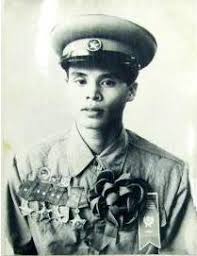Trần Đình Hùng