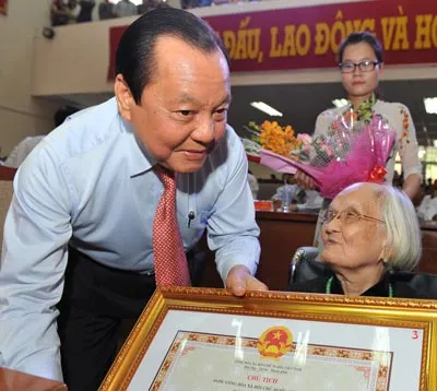 Mẹ Việt Nam anh hùng Trần Thị Mai