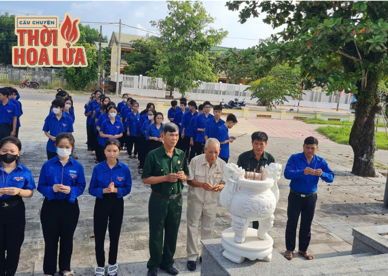 Dưới Tán Cọ Phú Thọ Thời Chiến