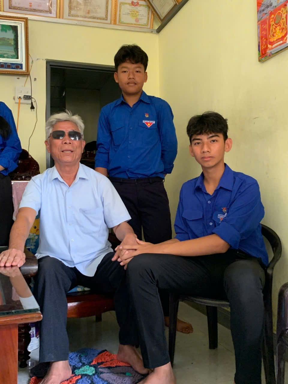 ĐẶNG ĐÌNH THI: NGƯỜI GIỮ "LỬA" TRONG ĐÔI MẮT KHÔNG ÁNH SÁNG 