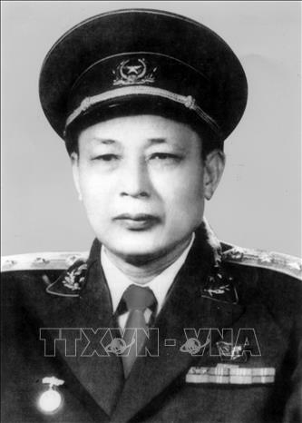 Anh hùng LLVT Đồng Sỹ Nguyên - Mệnh lệnh giữa mưa bom Trường Sơn