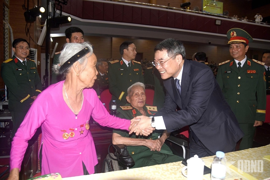 Người mẹ của những hy sinh lặng thầm - Mẹ VNAH Lê Thị Nhan
