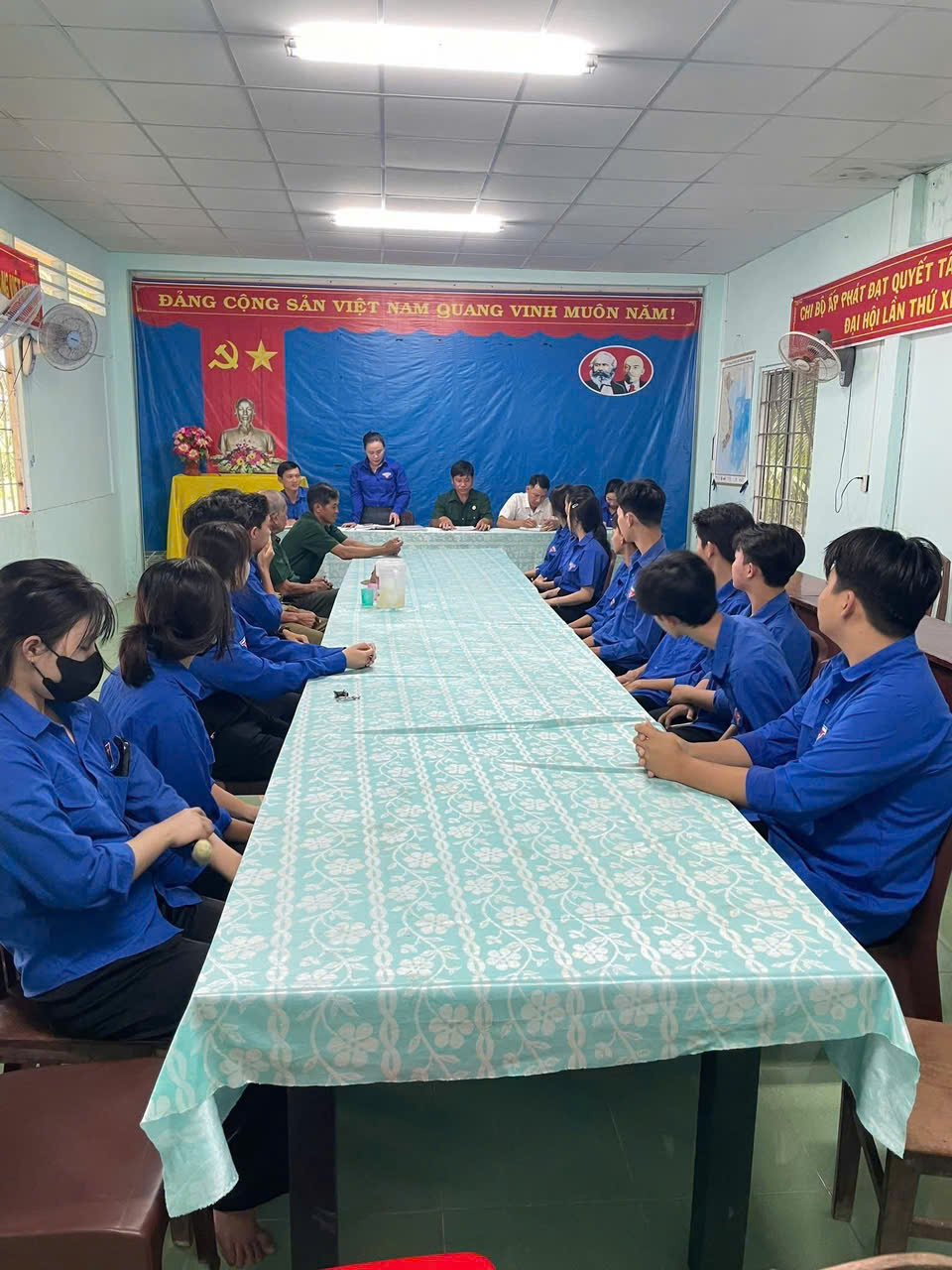 cau chuyen lich su so 129