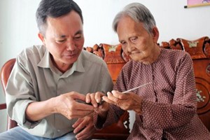 Về Bưng Sẩm, thăm Mẹ Việt Nam anh hùng Huỳnh Thị Gỏ 