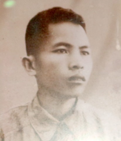 ANH HÙNG CÙ CHÍNH LAN