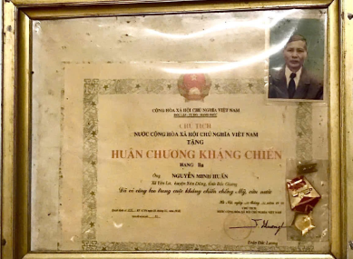 CÂU CHUYỆN THỜI HOA LỬA – NGUYỄN MINH HUẤN