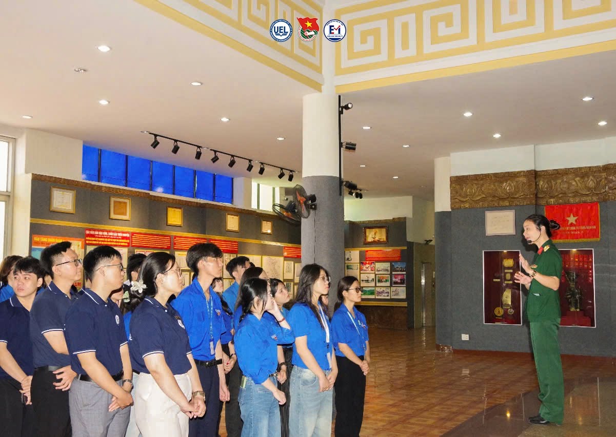 CHƯƠNG TRÌNH VỀ NGUỒN NĂM HỌC 2024 - 2025 CỦA ĐOÀN KHOA TOÁN KINH TẾ