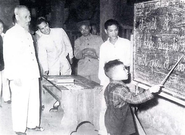 “Học trò tốt hay xấu là do thầy giáo, cô giáo tốt hay xấu”