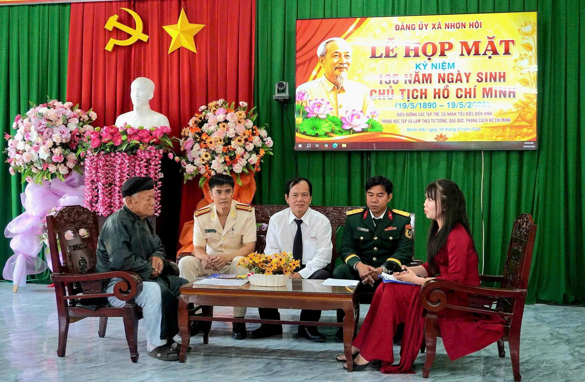 NHƠN HỘI HỌP MẶT KỶ NIỆM 136 NĂM NGÀY SINH CHỦ TỊCH HỒ CHÍ MINH