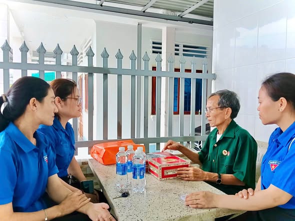 PHAN LONG VÀNG CỰU CHIẾN BINH (4)