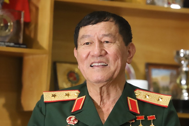 Đêm vút lên từ đường bay rách nát