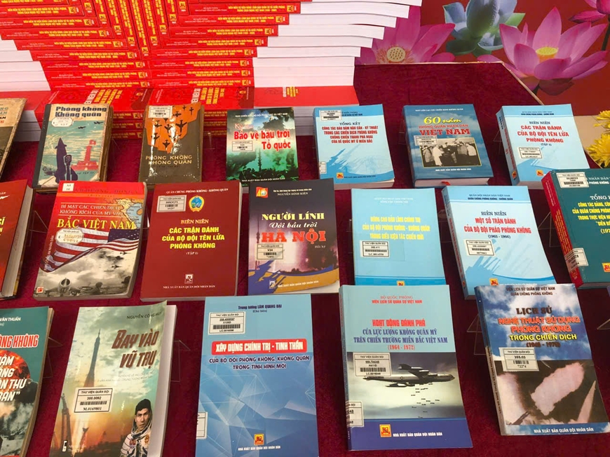 Từ “khắc tinh B-52” đến người "truyền lửa" Bộ đội Cụ Hồ