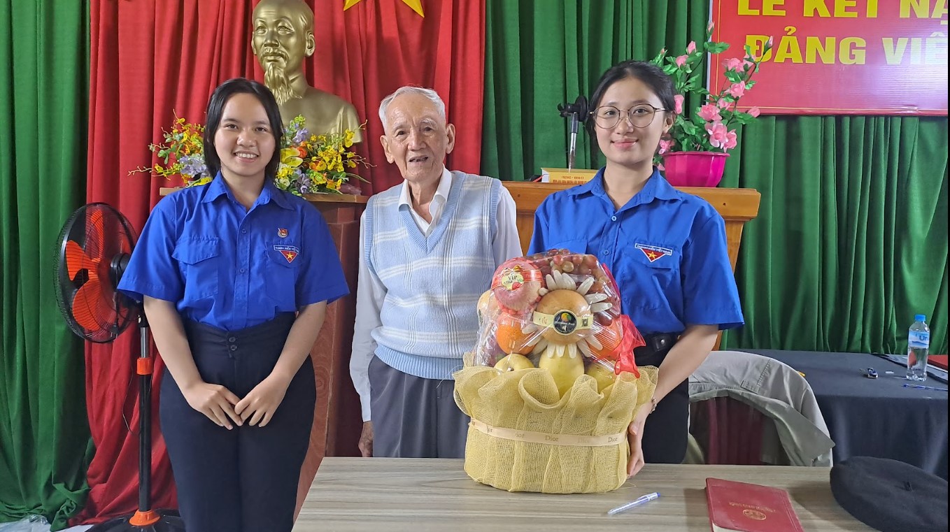 “Không ai nhớ mặt đặt tên Nhưng họ đã làm nên Đất Nước”