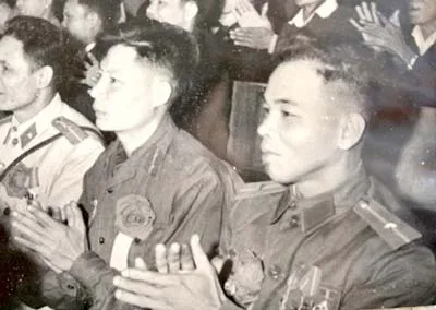 Tiếng Gà Sáng