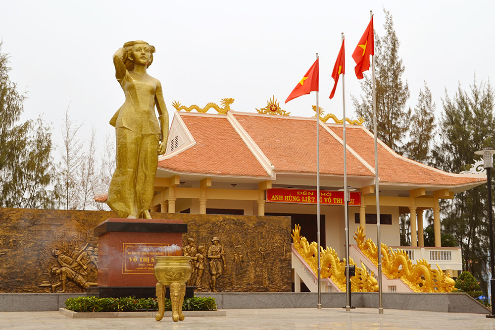 Vị Anh Hùng VÕ THỊ SÁU