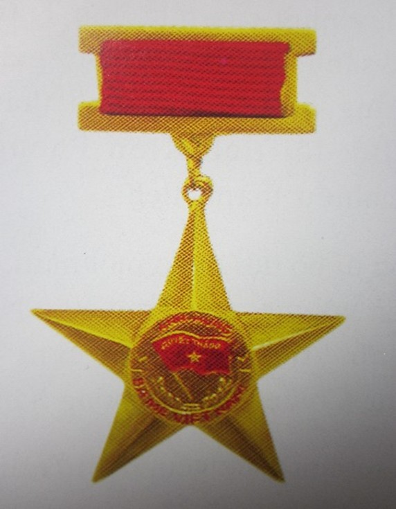 Mẹ PHAN THỊ XINH  (1917 - 1966)
