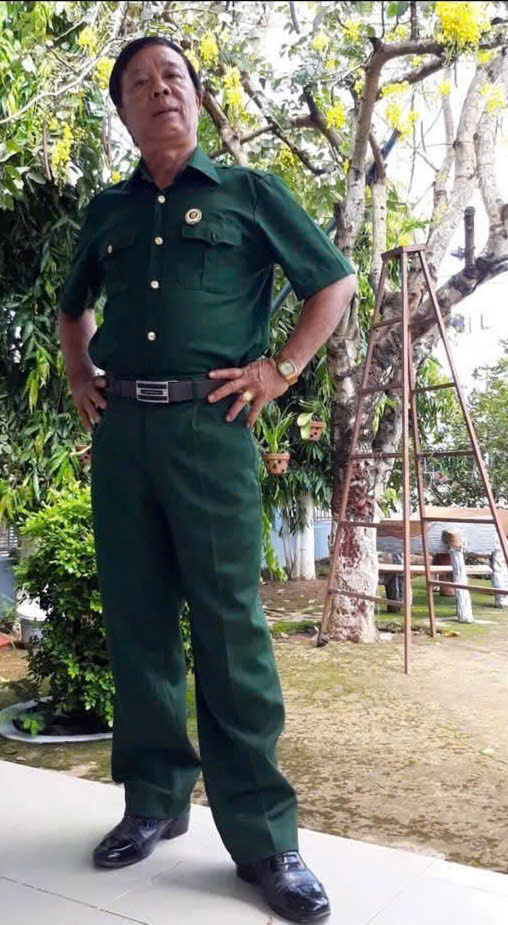 Chàng sinh viên xếp bút nghiên lên đường ra trận - Nguyễn Phúc Hoàng