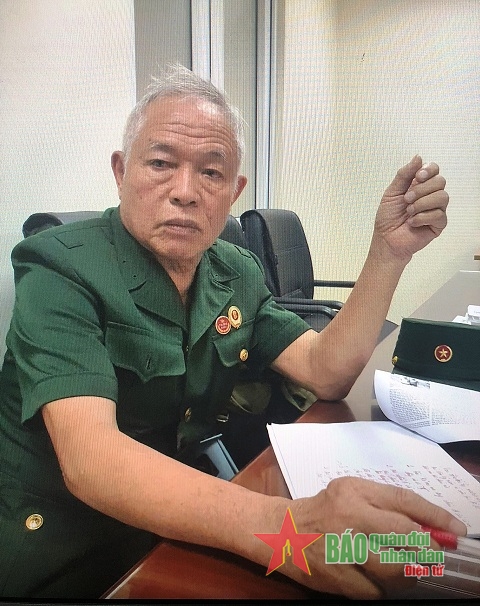 Không đánh địch vẫn... được khen