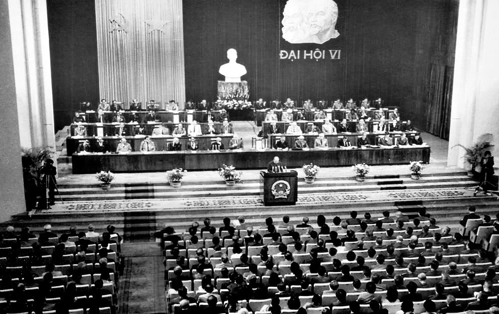 Toàn cảnh Đại hội đại biểu toàn quốc lần thứ VI của Đảng, năm 1986.