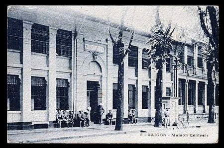 Chi đoàn 10C2-04-Câu chuyện NGUYỄN THỊ MINH KHAI – TUỔI XUÂN DÂNG CHO TỔ QUỐC