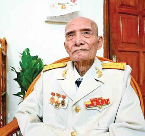 Người “cởi áo cà sa, khoác chiến bào” - Đại tá Đinh Thế Hinh