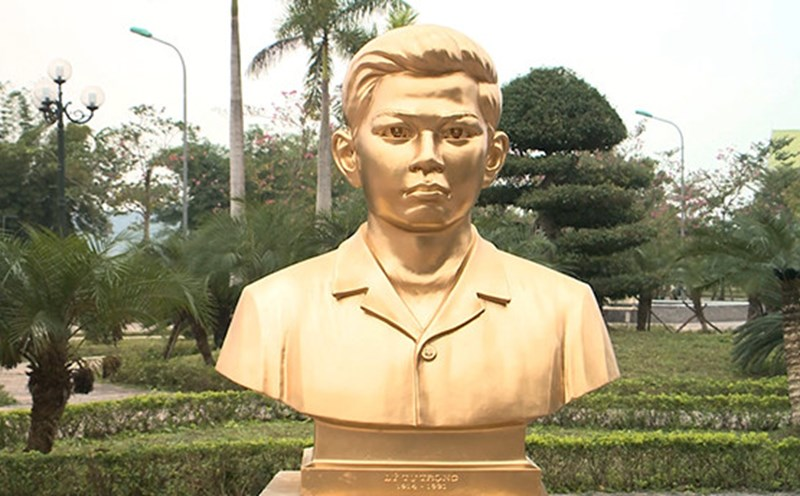 LÝ TỰ TRỌNG – TINH THẦN DŨNG CẢM TRƯỚC KẺ THÙ