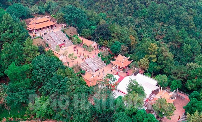 Câu chuyện thời hoa lửa: Dấu chân “Vạn thế sư biểu” bên núi Phượng Hoàng