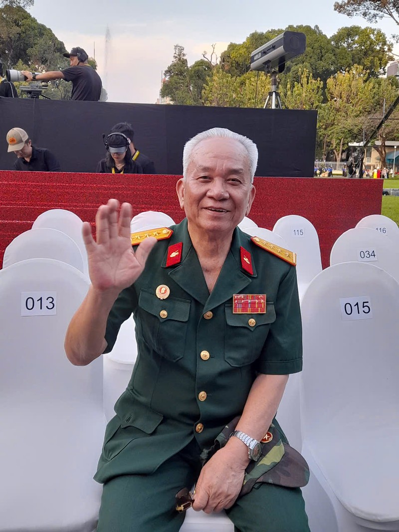 Vũ Đăng Toàn: Người chỉ huy kíp xe tăng 390 húc văng cổng chính Dinh Độc Lập
