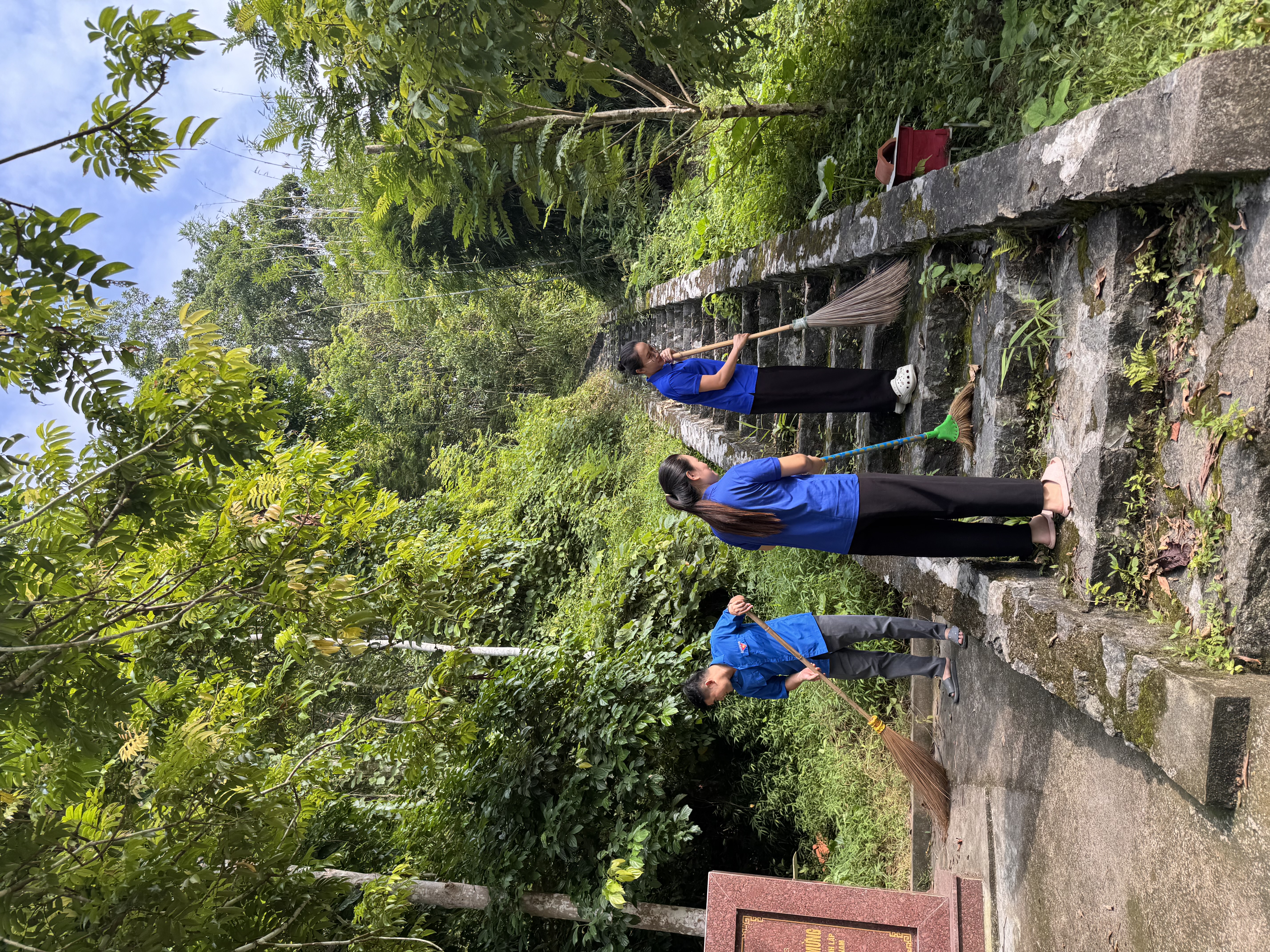 Rừng Khuôn Mánh