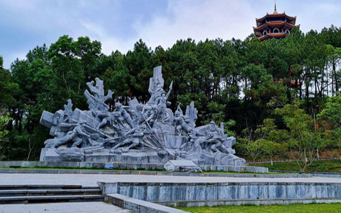 Thanh xuân gửi lại nơi chiến trường