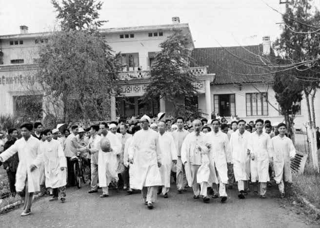 Người thầy thuốc đặc biệt và bài học "Lương y như từ mẫu" của Bác Hồ