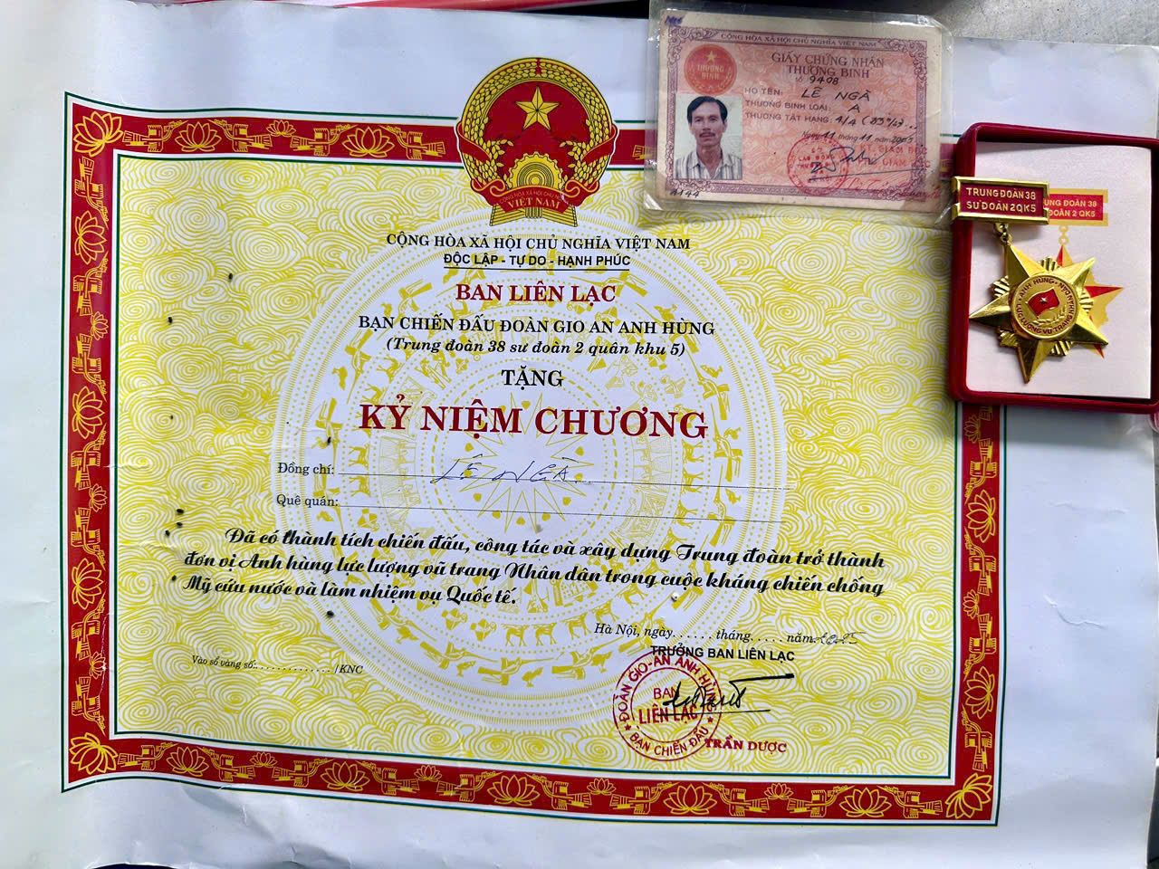 TỪ NGƯỜI THANH NIÊN ĐẾN NGƯỜI LÍNH