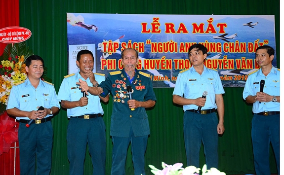 NGUYỄN VĂN BẢY  NGƯỜI PHI CÔNG ANH HÙNG