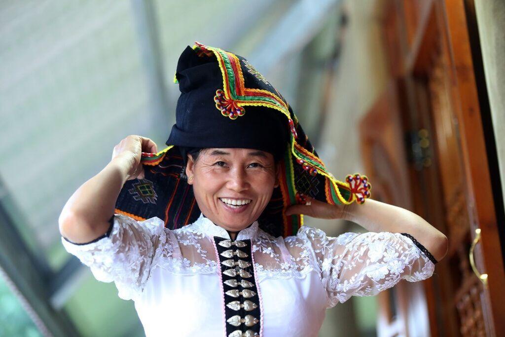 Chiếc khăn piêu ngày chia tay