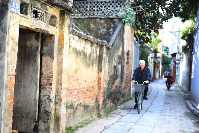 “Bên kia sông Đuống” – Tiếng khóc và niềm tin của Hoàng Cầm giữa khói lửa