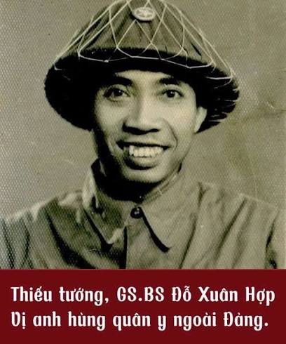 Người Thầy Thuốc Biến Giảng Đường Thành Chiến Lũy