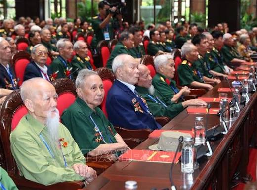 CỰU CHIẾN BINH – NHỮNG NGƯỜI MANG KÝ ỨC CHIẾN TRANH TRỞ VỀ