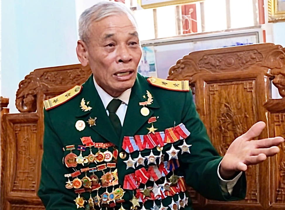 HAI MẸ CON – HAI NGƯỜI ANH HÙNG
