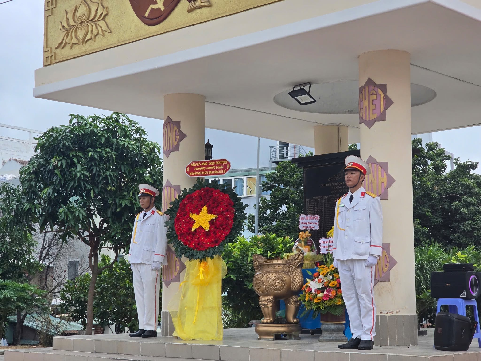 CÂU CHUYỆN THỜI HOA LỬA_NGƯỜI LÍNH NĂM XƯA, NGƯỜI BẢO VỆ HÔM NAY