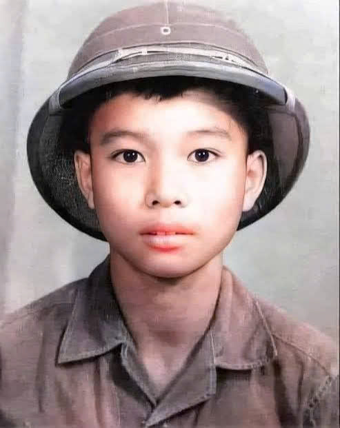 ANH HÙNG LỰC LƯỢNG VŨ TRANG NHÂN DÂN KIM ĐỒNG (NÔNG VĂN DỀN)