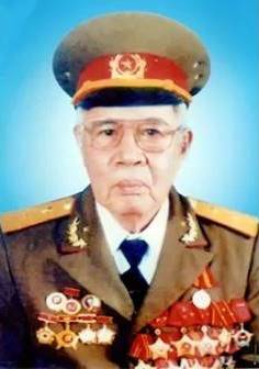 ĐẶNG KINH - NGƯỜI CHỈ HUY TRƯỞNG THÀNH TỪ KHÁNG CHIẾN