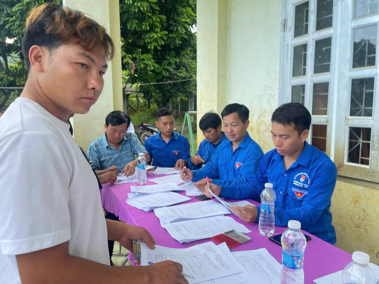 Hỗ trợ khám sức khỏe toàn dân
