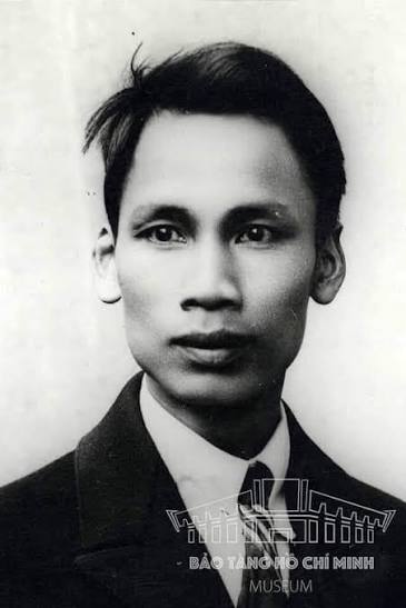 TUỔI HAI MƯƠI MỐT – NGÀY NGƯỜI THANH NIÊN RỜI TỔ QUỐC RA ĐI