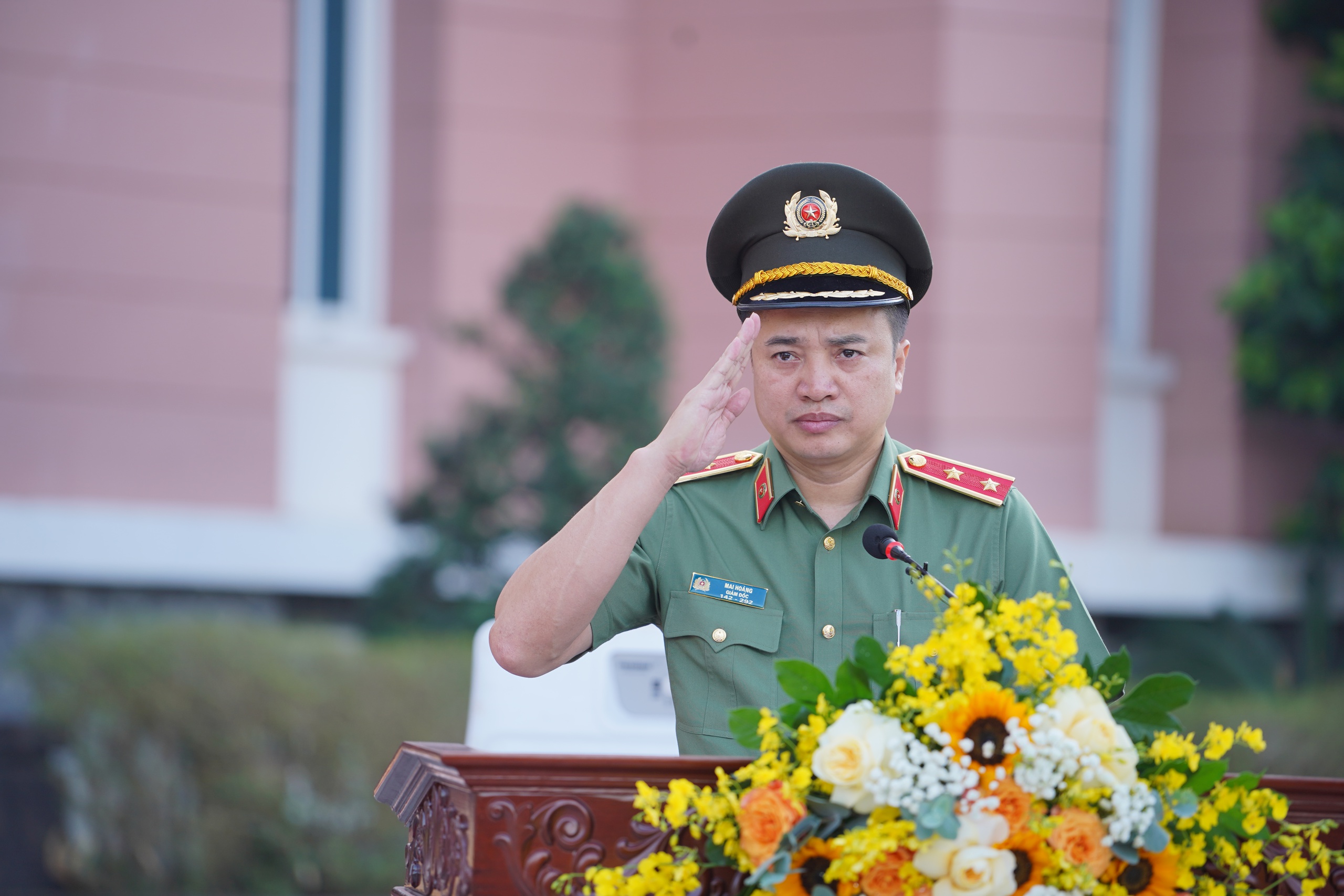 TRUNG TƯỚNG MAI HOÀNG – HÀNH TRÌNH TỪ NGƯỜI CHIẾN SĨ ĐẾN NGƯỜI ANH HÙNG