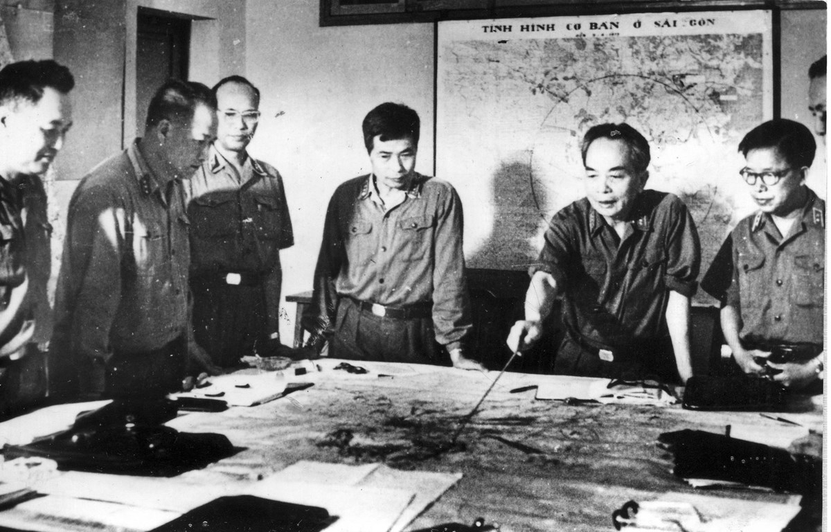 câu chuyện lịch sử 124