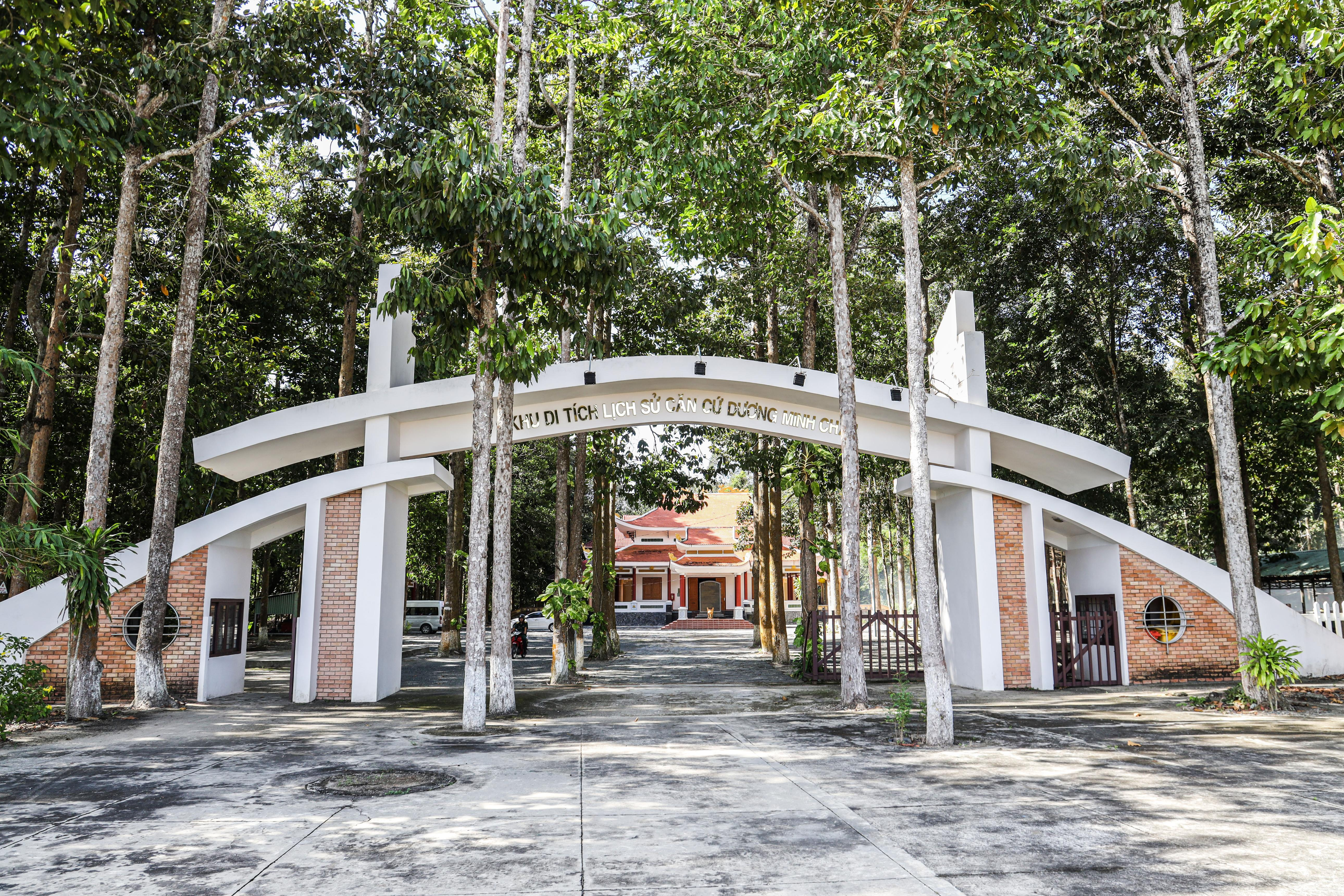 DƯƠNG MINH CHÂU -  NGƯỜI TRÍ THỨC YÊU NƯỚC